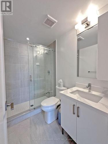 45 Gandhi Lane, Markham, ON - Indoor Photo Showing Bathroom