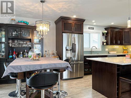 102 Mcgraw Court, Penticton, BC - Indoor Photo Showing Kitchen With Upgraded Kitchen