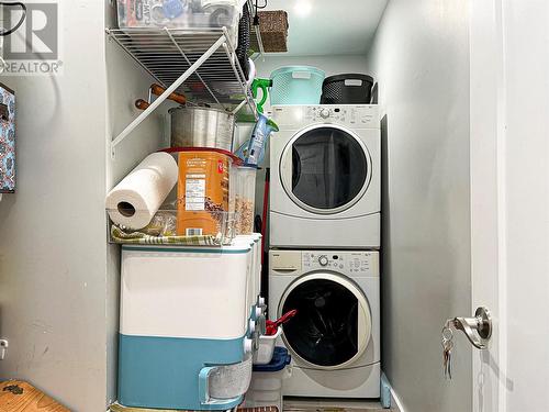 102 Mcgraw Court, Penticton, BC - Indoor Photo Showing Laundry Room