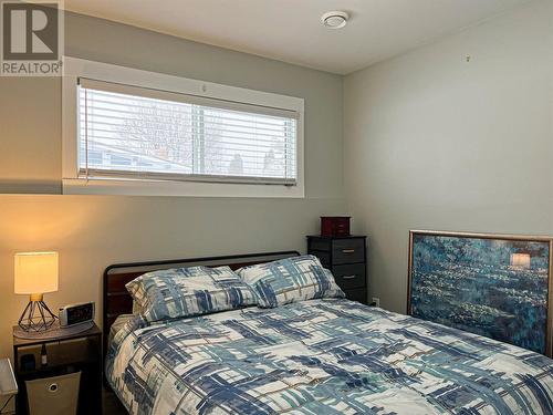 102 Mcgraw Court, Penticton, BC - Indoor Photo Showing Bedroom