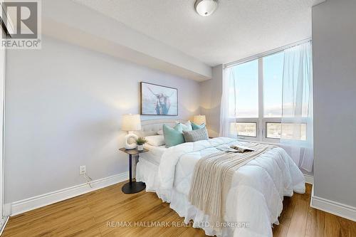 1313 - 15 Greenview Avenue, Toronto, ON - Indoor Photo Showing Bedroom