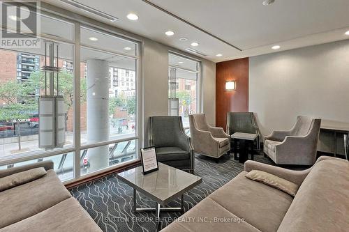 1102 - 1121 Bay Street, Toronto, ON - Indoor