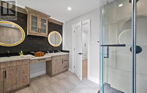 12 Glenayr Gate, Whitby, ON - Indoor Photo Showing Bathroom