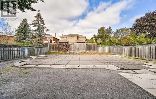 12 Glenayr Gate, Whitby, ON - Outdoor