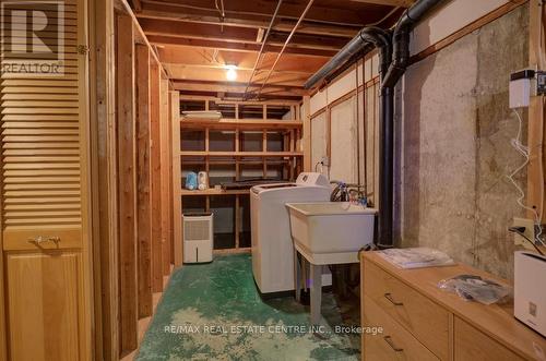 17 - 1 Lamers Court, Tillsonburg, ON - Indoor Photo Showing Laundry Room