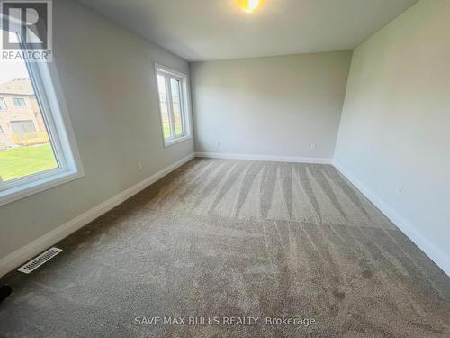 825 Knights Lane, Woodstock, ON - Indoor Photo Showing Other Room