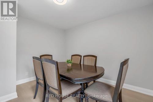 10 Bayside Avenue, Hamilton, ON - Indoor Photo Showing Dining Room