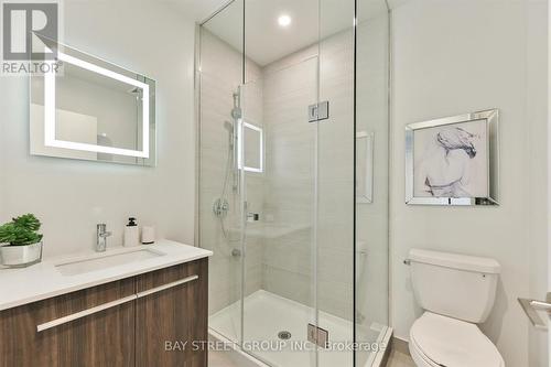 4902 - 8 Cumberland Street, Toronto, ON - Indoor Photo Showing Bathroom