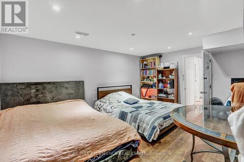 70 Gainsborough Road, Hamilton, ON - Indoor Photo Showing Bedroom