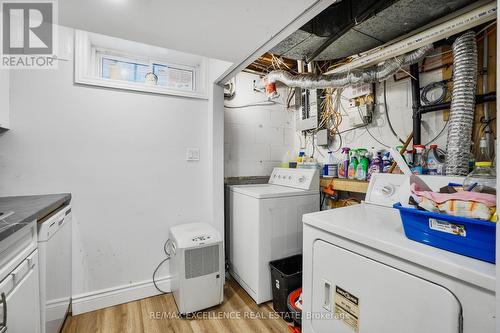 70 Gainsborough Road, Hamilton, ON - Indoor Photo Showing Laundry Room