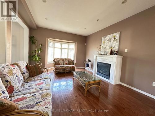 58 Gannett Drive, Richmond Hill, ON - Indoor Photo Showing Living Room With Fireplace