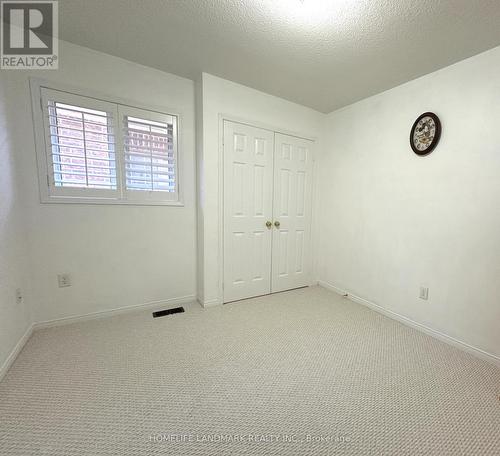 58 Gannett Drive, Richmond Hill, ON - Indoor Photo Showing Other Room