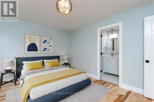 318743 Grey Road 1 Road, Georgian Bluffs, ON - Indoor Photo Showing Bedroom