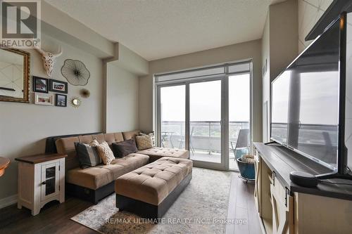 2108 - 2560 Eglinton Avenue W, Mississauga, ON - Indoor Photo Showing Living Room