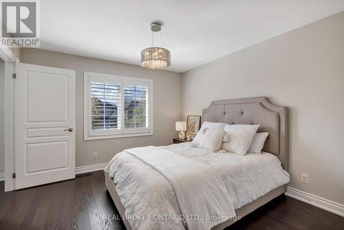 1189 Sienna Street, Mississauga, ON - Indoor Photo Showing Bedroom