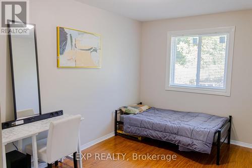 20 Curzon Crescent, Guelph, ON - Indoor Photo Showing Bedroom