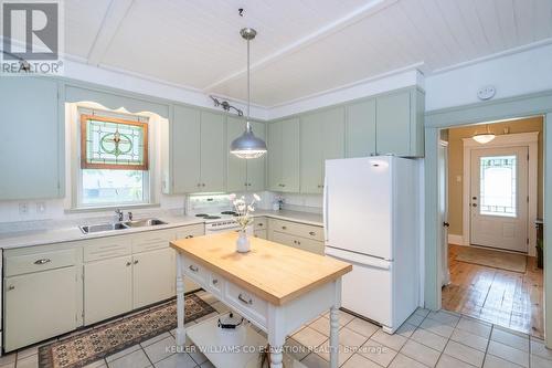 19 Fox Street, Penetanguishene, ON - Indoor Photo Showing Kitchen With Double Sink