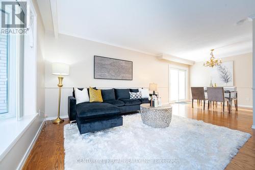 28 Wichey Road, Toronto, ON - Indoor Photo Showing Living Room