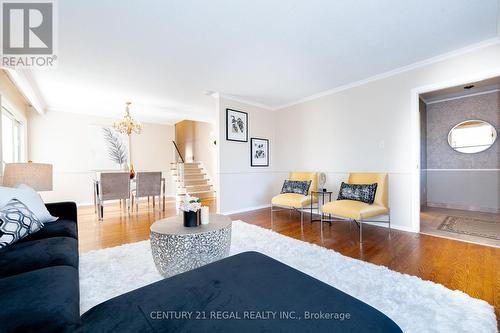 28 Wichey Road, Toronto, ON - Indoor Photo Showing Living Room