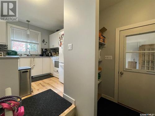 2703 18Th Street W, Saskatoon, SK - Indoor Photo Showing Kitchen