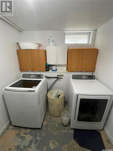 2703 18Th Street W, Saskatoon, SK - Indoor Photo Showing Laundry Room