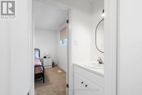 10759 Sunset Road, Southwold (Talbotville), ON - Indoor Photo Showing Bathroom