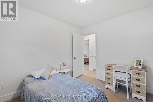 10759 Sunset Road, Southwold (Talbotville), ON - Indoor Photo Showing Bedroom