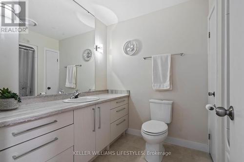 10759 Sunset Road, Southwold (Talbotville), ON - Indoor Photo Showing Bathroom