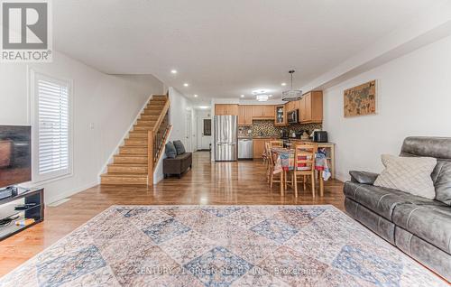 1374 Countrystone Drive, Kitchener, ON - Indoor Photo Showing Living Room