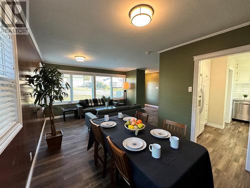 1505 95 Avenue, Dawson Creek, BC - Indoor Photo Showing Dining Room