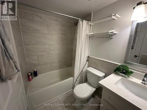 1209 - 100 Wingarden Court, Toronto, ON - Indoor Photo Showing Bathroom