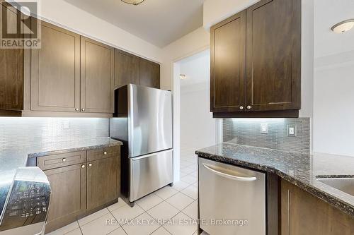 41 Westport Drive, Whitby, ON - Indoor Photo Showing Kitchen With Stainless Steel Kitchen