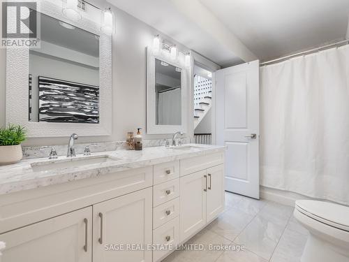 72 Curzon Street, Toronto, ON - Indoor Photo Showing Bathroom