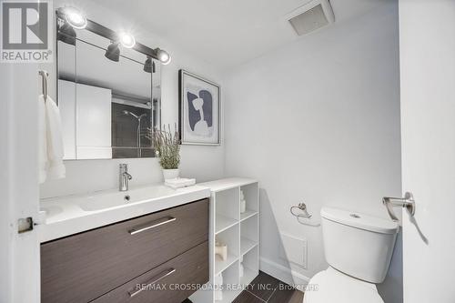 209 - 10 Markbrook Lane, Toronto, ON - Indoor Photo Showing Bathroom