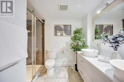 209 - 10 Markbrook Lane, Toronto, ON - Indoor Photo Showing Bathroom