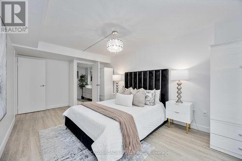 209 - 10 Markbrook Lane, Toronto, ON - Indoor Photo Showing Bedroom