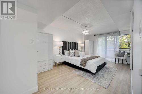 209 - 10 Markbrook Lane, Toronto, ON - Indoor Photo Showing Bedroom