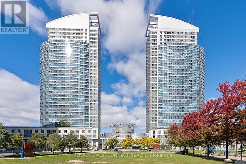 1712 - 36 Lee Centre Drive, Toronto, ON - Outdoor With Facade