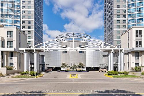 1712 - 36 Lee Centre Drive, Toronto, ON - Outdoor With Facade