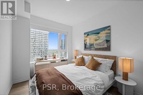 3509 - 101 Roehampton Avenue, Toronto, ON - Indoor Photo Showing Bedroom