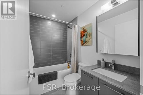 3509 - 101 Roehampton Avenue, Toronto, ON - Indoor Photo Showing Bathroom