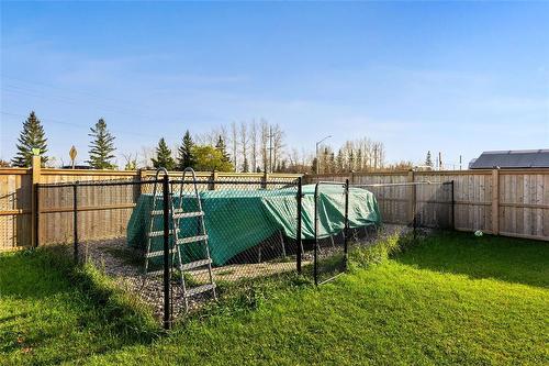 1 Arthur Fiola Place, Ste Anne, MB - Outdoor