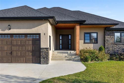 1 Arthur Fiola Place, Ste Anne, MB - Outdoor With Facade