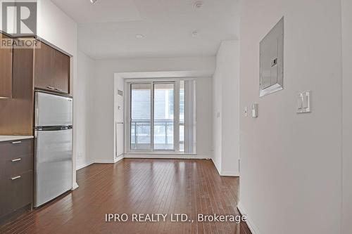 413 - 35 Hayden Street, Toronto, ON - Indoor