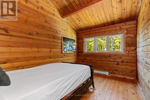 215 Crane Lake Way, The Archipelago, ON - Indoor Photo Showing Bedroom