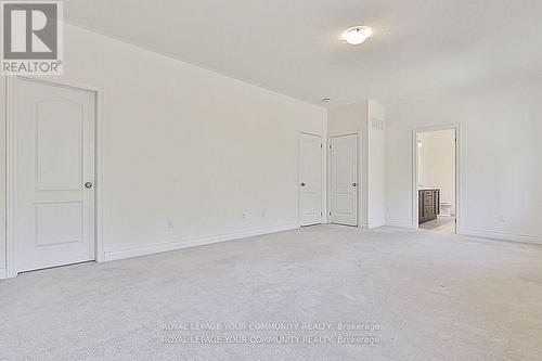 222 Butternut Ridge Trail, Aurora, ON - Indoor Photo Showing Other Room