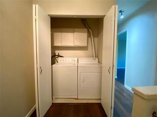 910 1742 St Mary'S Road, Winnipeg, MB - Indoor Photo Showing Laundry Room