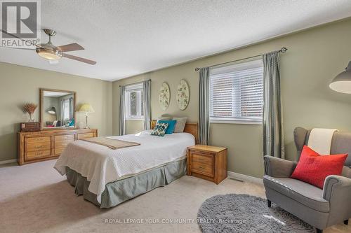 1177 Ewing Crescent, Mississauga, ON - Indoor Photo Showing Bedroom