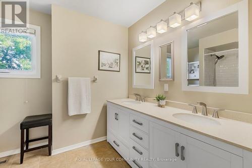 1177 Ewing Crescent, Mississauga, ON - Indoor Photo Showing Bathroom