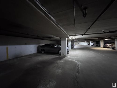 #103 10511 19 Av Nw, Edmonton, AB - Indoor Photo Showing Garage